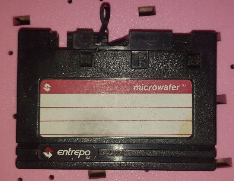 File:Microwafer-entrepo-1.jpg